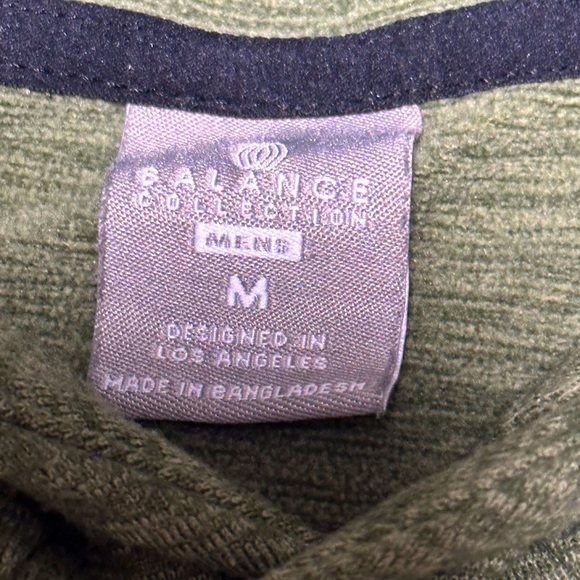 Balance Collection Men’s Green Hoodie with Pockets, Size Medium - Picture 4 of 6